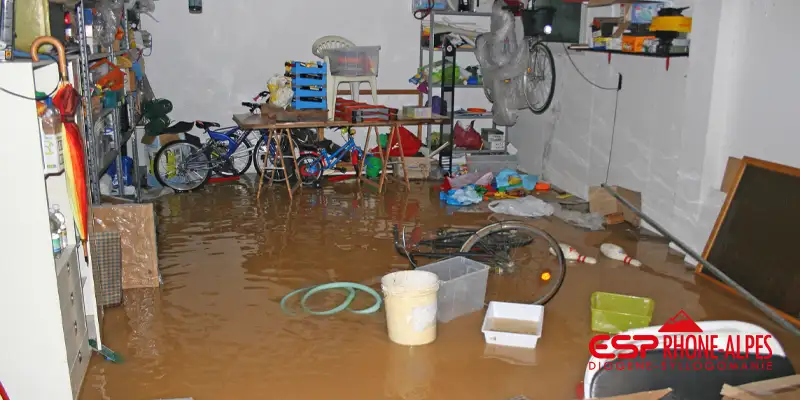 Le débarras d'un garage après sinistre et inondation